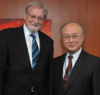 ICNND Co-chair Prof Gareth Evans meets IAEA Director General Yukiya Amano
